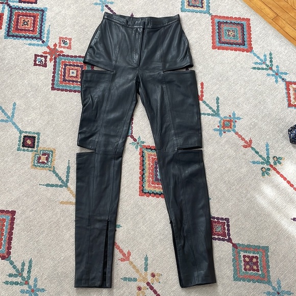 Hannah Marshall Genuine Leather Cutout pants - Picture 4 of 16